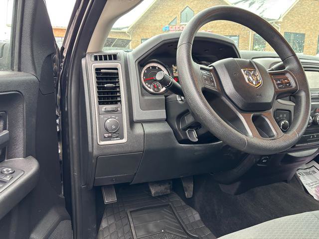 Used 2015 RAM 1500 Express image 9