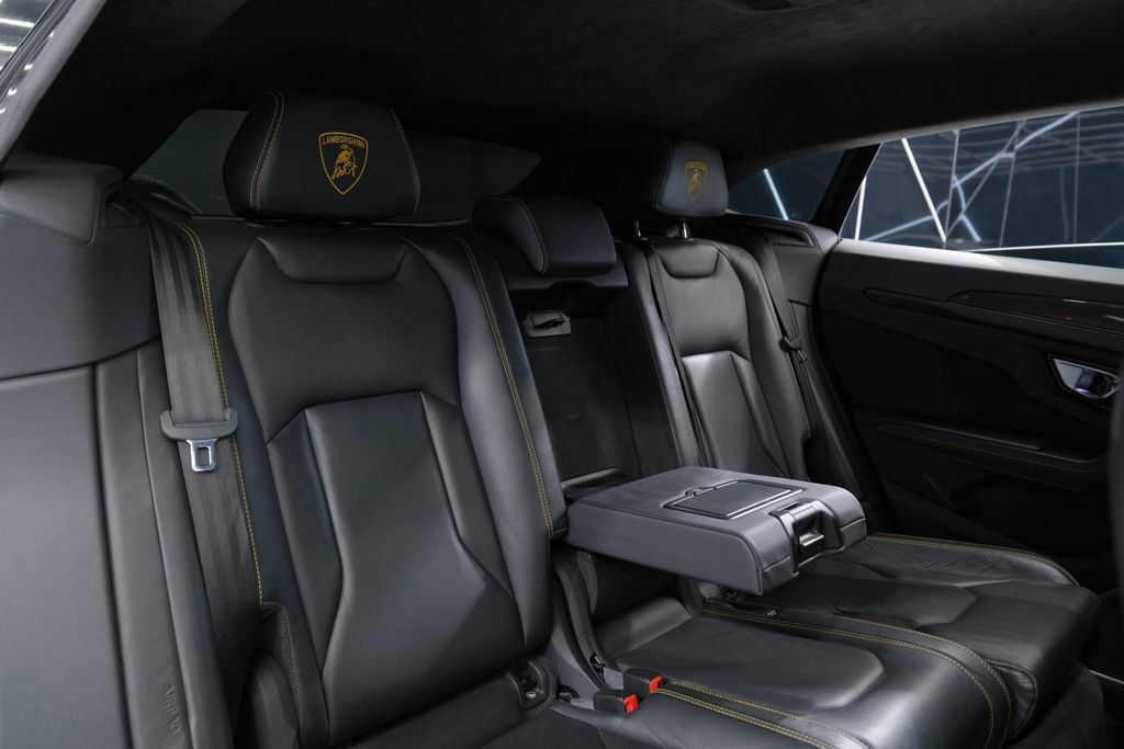 Used 2021 Lamborghini Urus image 29