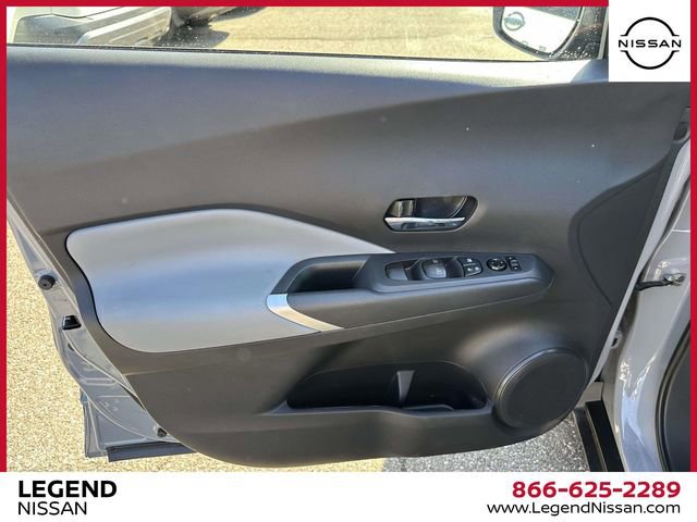 Used 2023 Nissan Kicks SR w/ SR Premium Package image 14