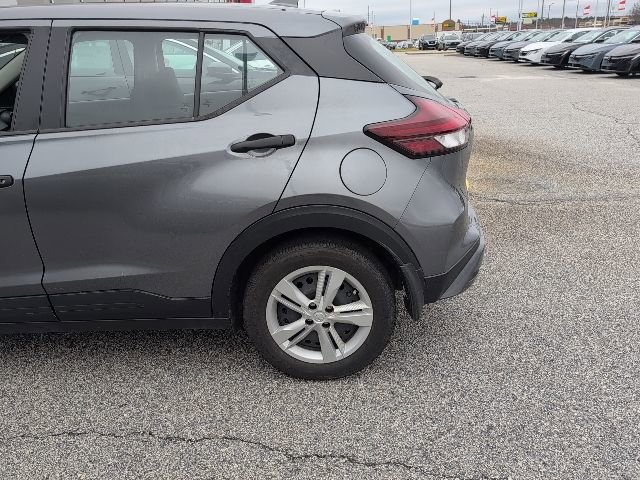 Used 2024 Nissan Kicks S image 10