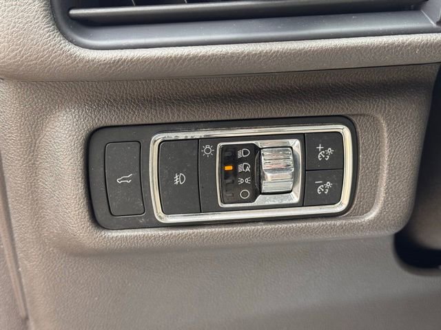 Used 2021 Lincoln Corsair Reserve w/ Elements Package image 16