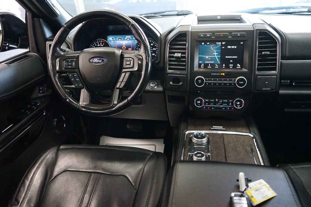 Used 2018 Ford Expedition Limited image 12