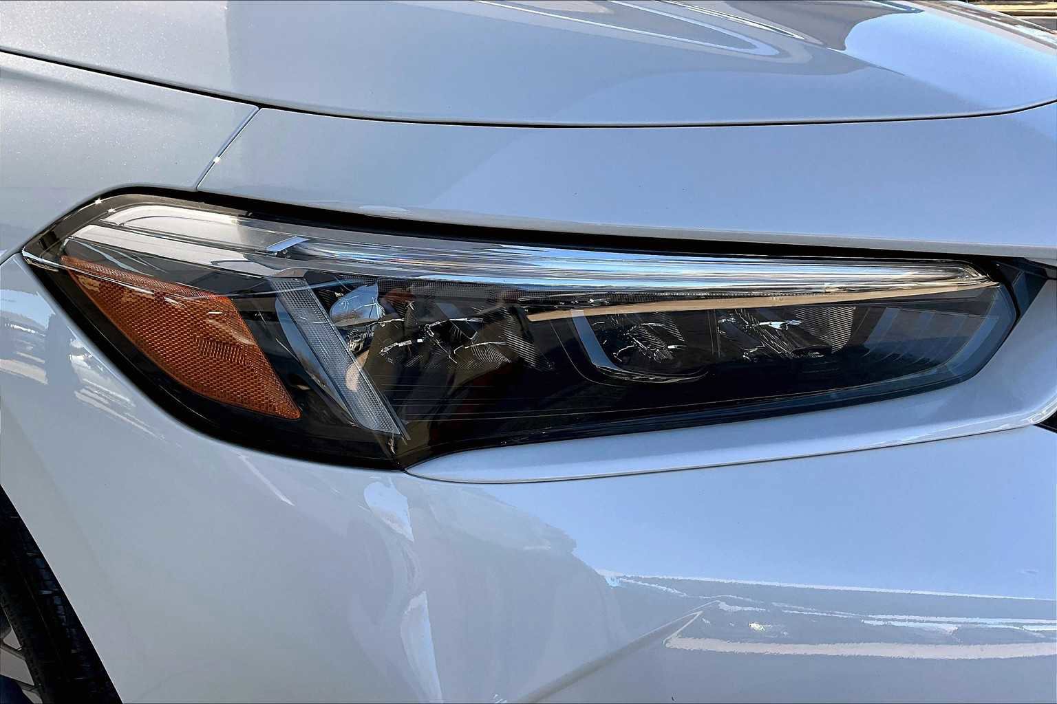 Certified 2025 Honda Civic Sport Touring image 13