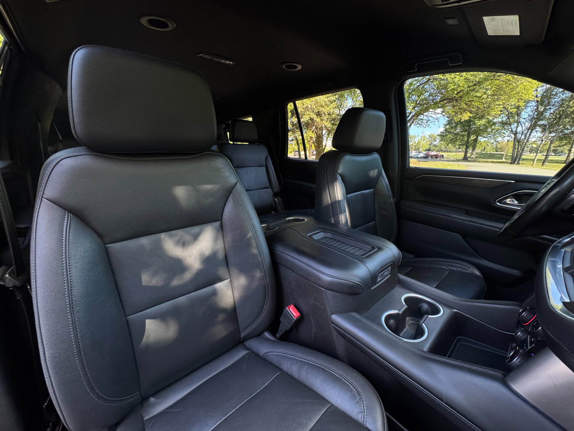 Used 2021 Chevrolet Tahoe LT image 34