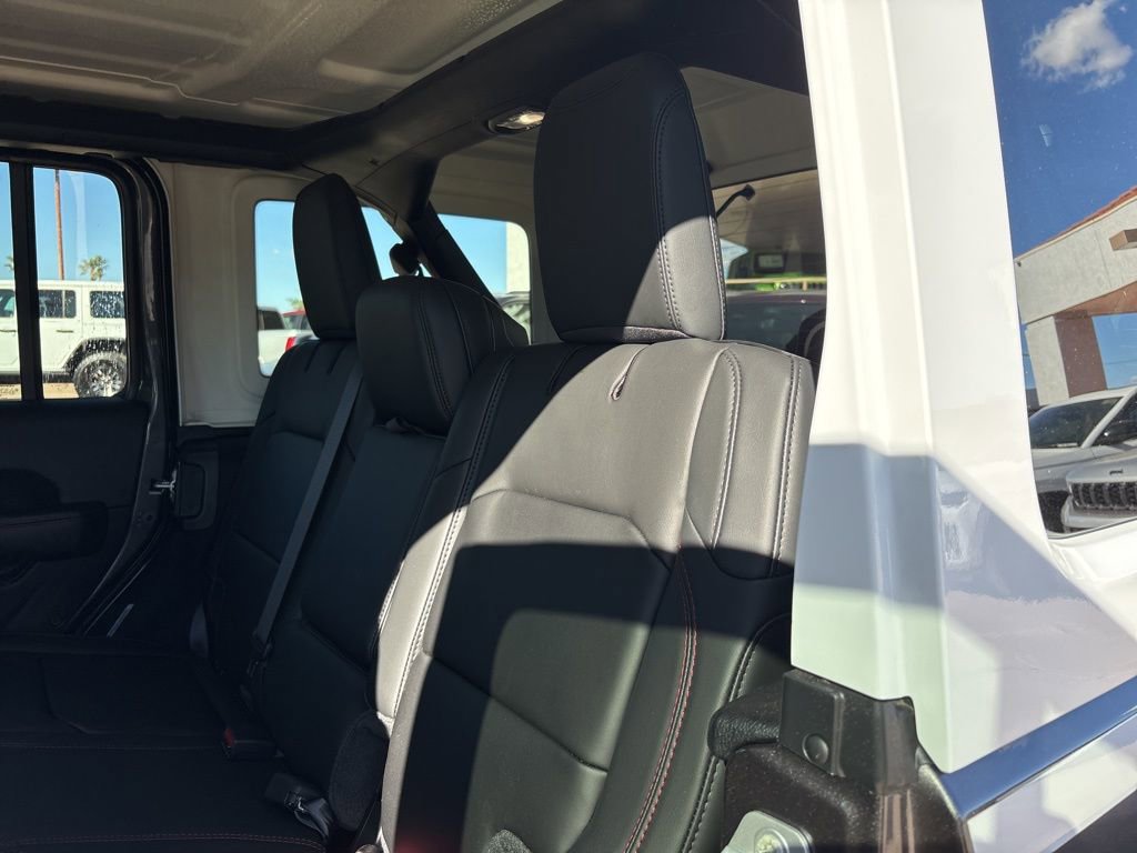 New 2026 Jeep Wrangler Unlimited Rubicon AWD/4WD image 18
