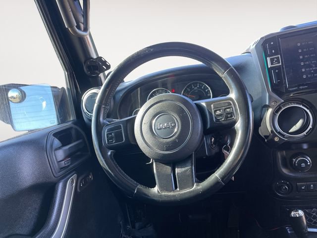 Used 2012 Jeep Wrangler Rubicon w/ Dual Top Group AWD/4WD image 12