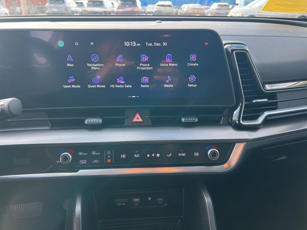 Certified 2024 Kia Sportage EX image 17