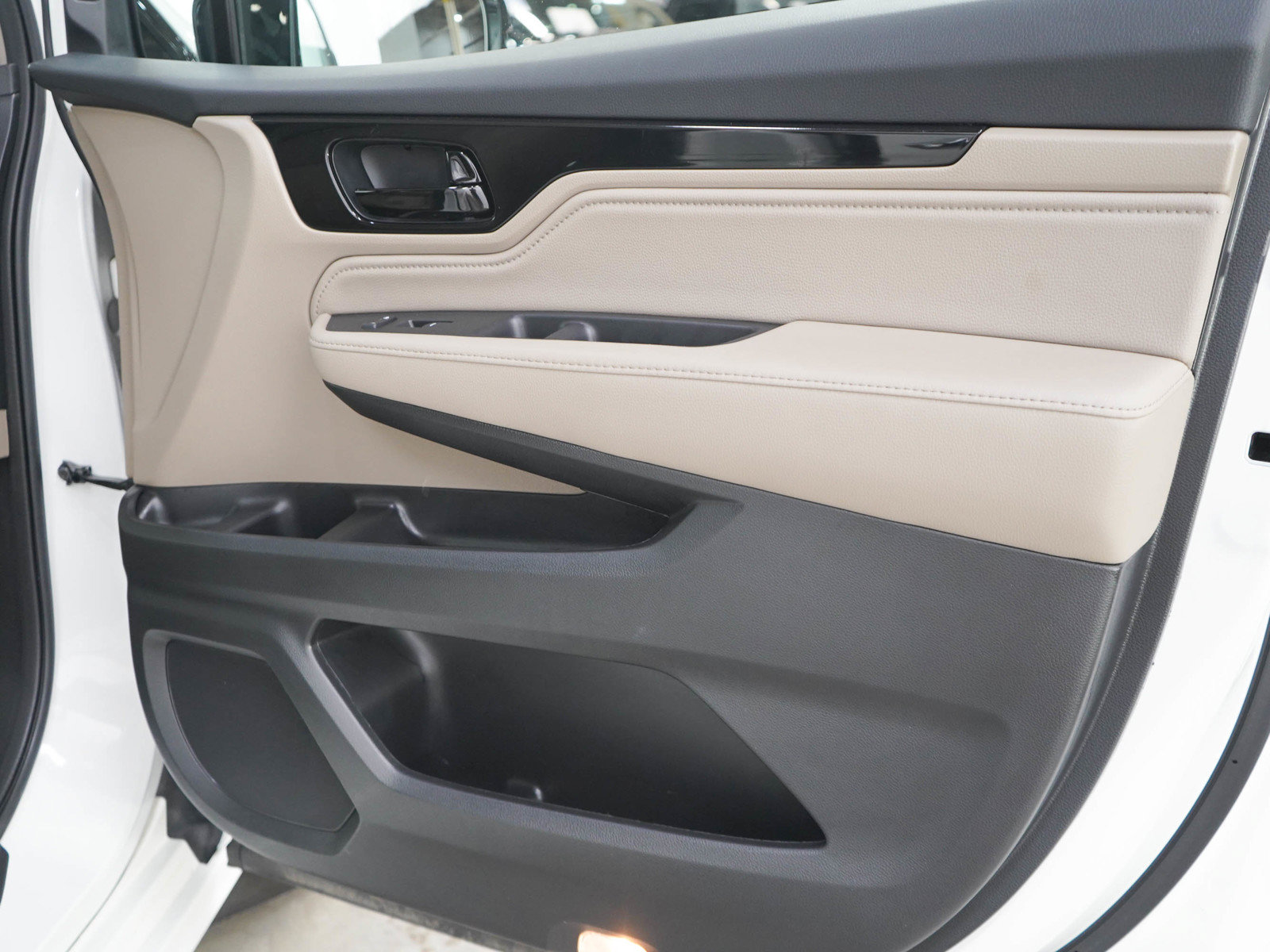 Used 2020 Honda Odyssey Elite image 9