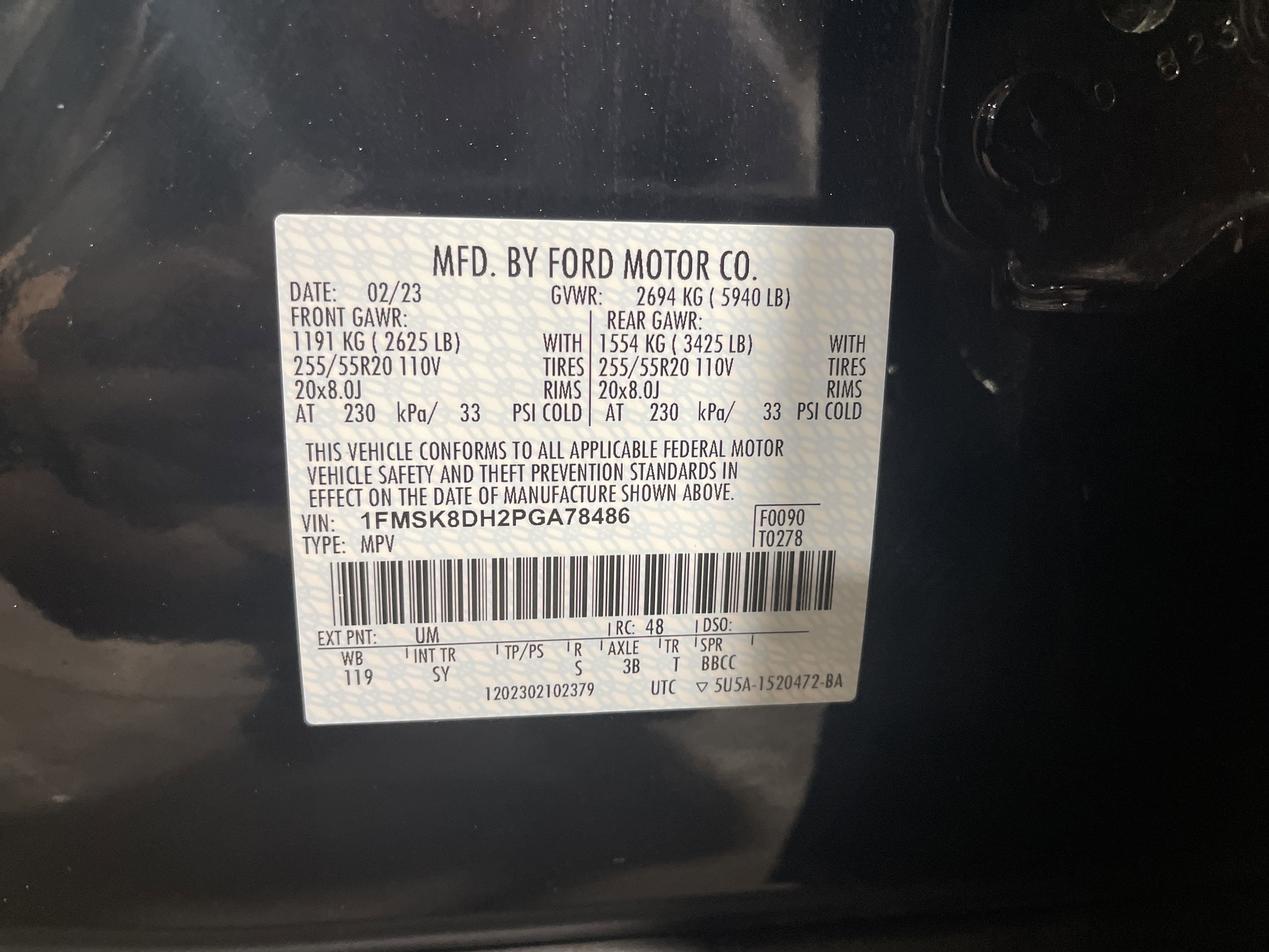 Used 2023 Ford Explorer XLT w/ Equipment Group 202A image 27