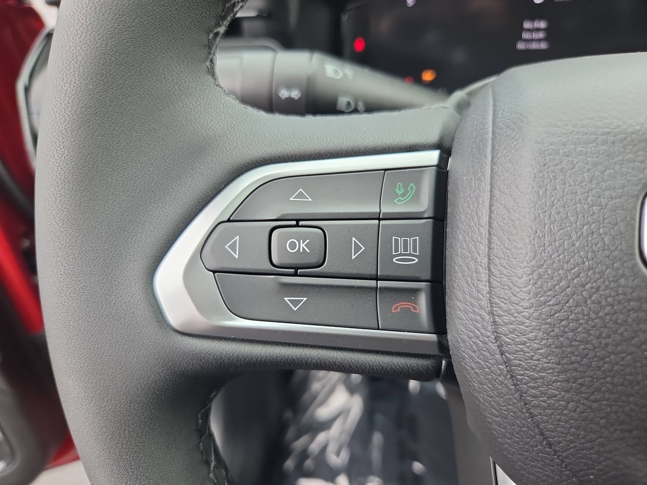 New 2026 Jeep Compass Limited w/ Sun, Sound & Navigation Group AWD/4WD image 31