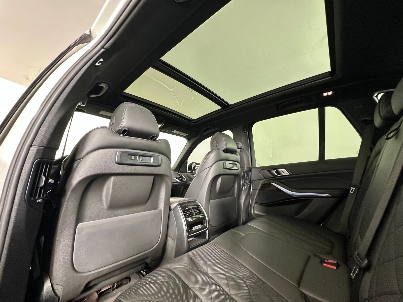 Used 2023 BMW X5 xDrive45e AWD/4WD image 18