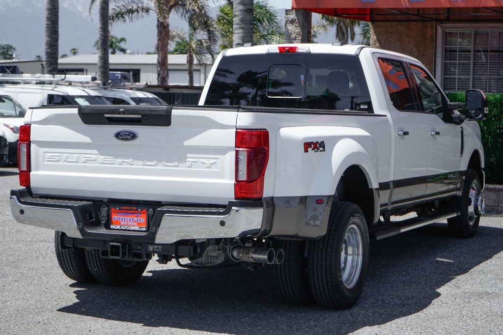 Used 2021 Ford F350 Lariat w/ Lariat Ultimate Package AWD/4WD image 9