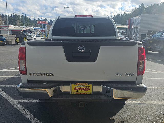 Used 2017 Nissan Frontier SV image 4