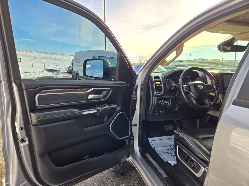 Used 2020 RAM 1500 Laramie image 9