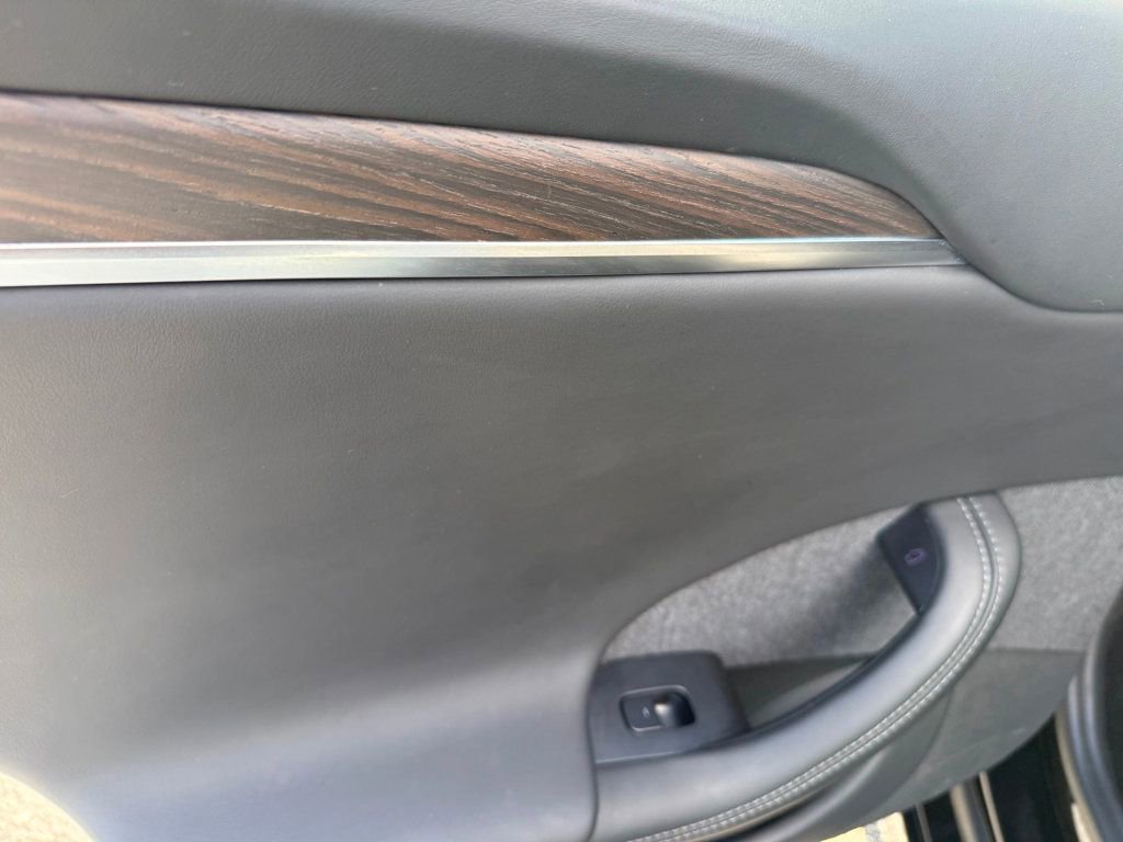 Used 2021 Tesla Model S Plaid image 22