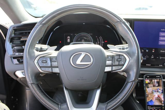 Used 2023 Lexus RX 350h w/ Cold Area Package AWD/4WD image 16