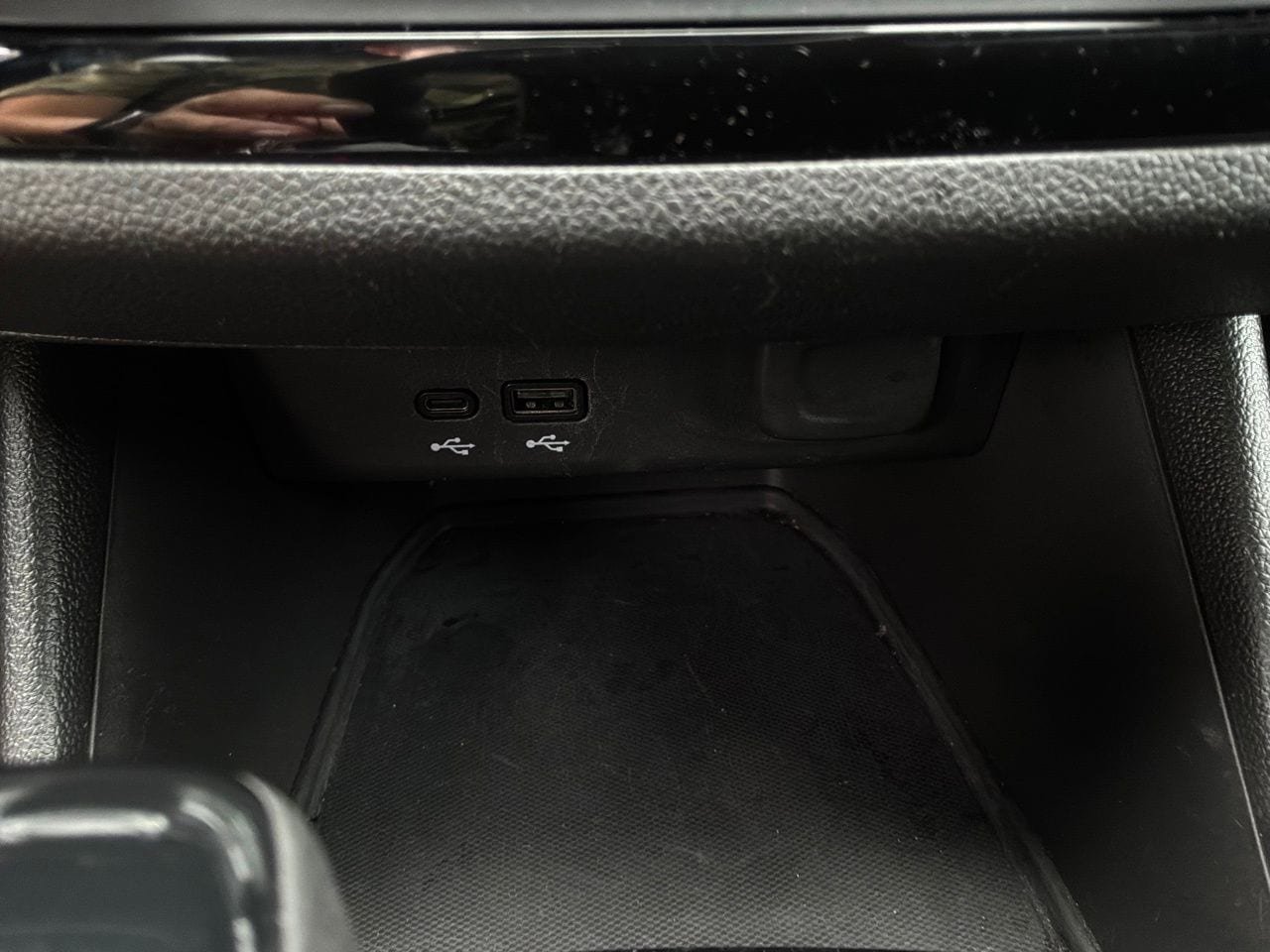 Used 2025 Buick Envista Sport Touring FWD image 24