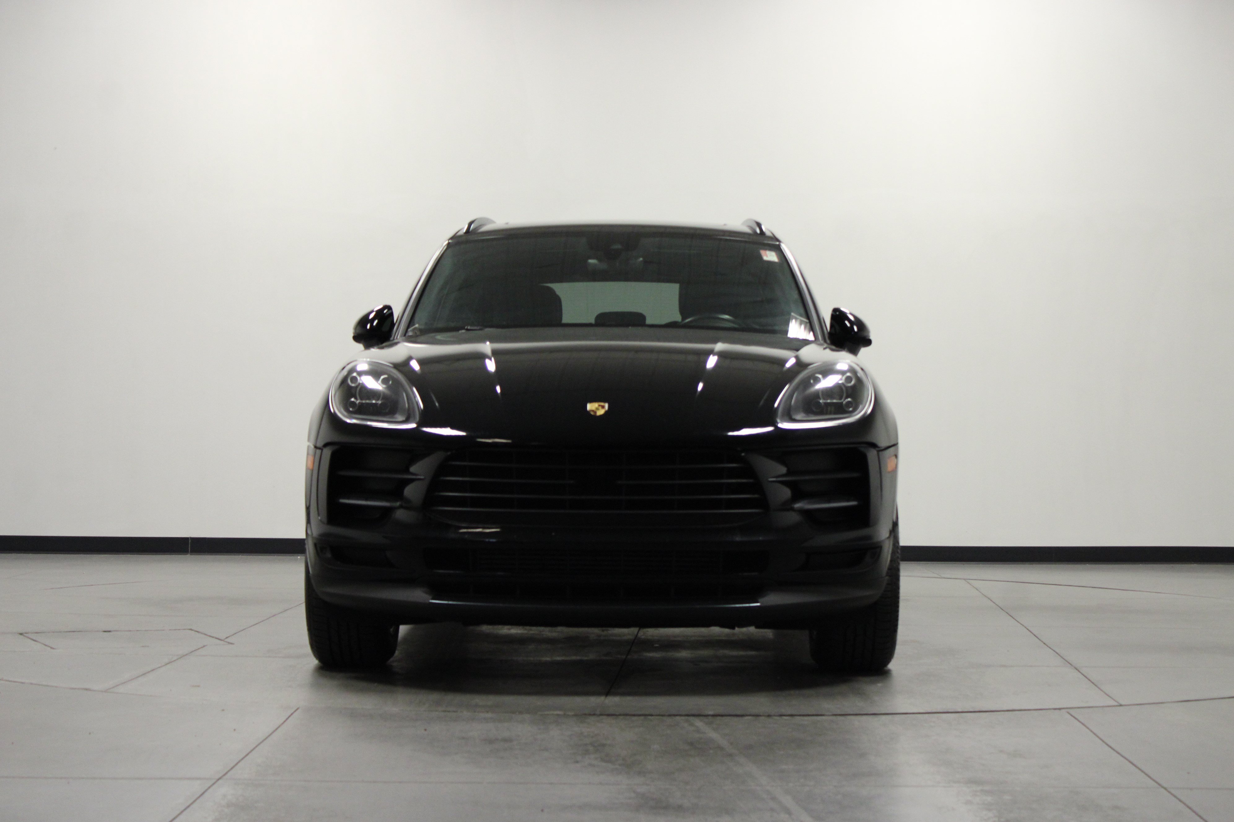 Used 2021 Porsche Macan AWD/4WD image 9