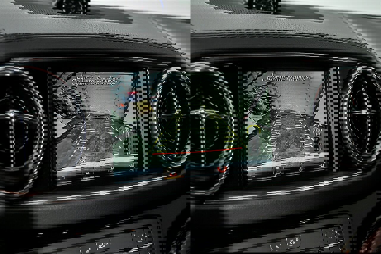 Used 2018 Mercedes-Benz SL 63 AMG image 35