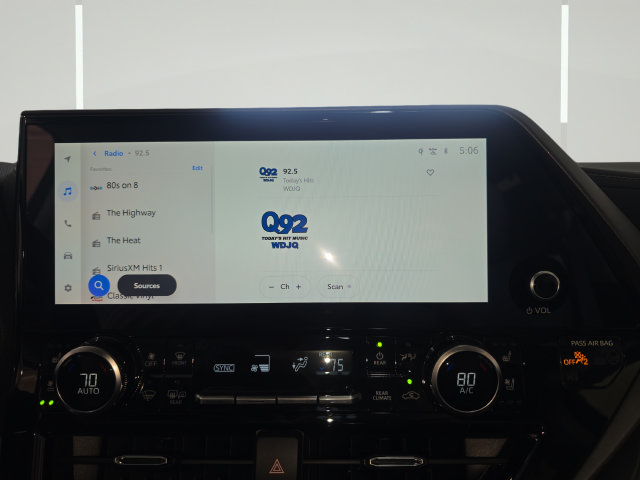 New 2026 Toyota Highlander Limited AWD/4WD image 19
