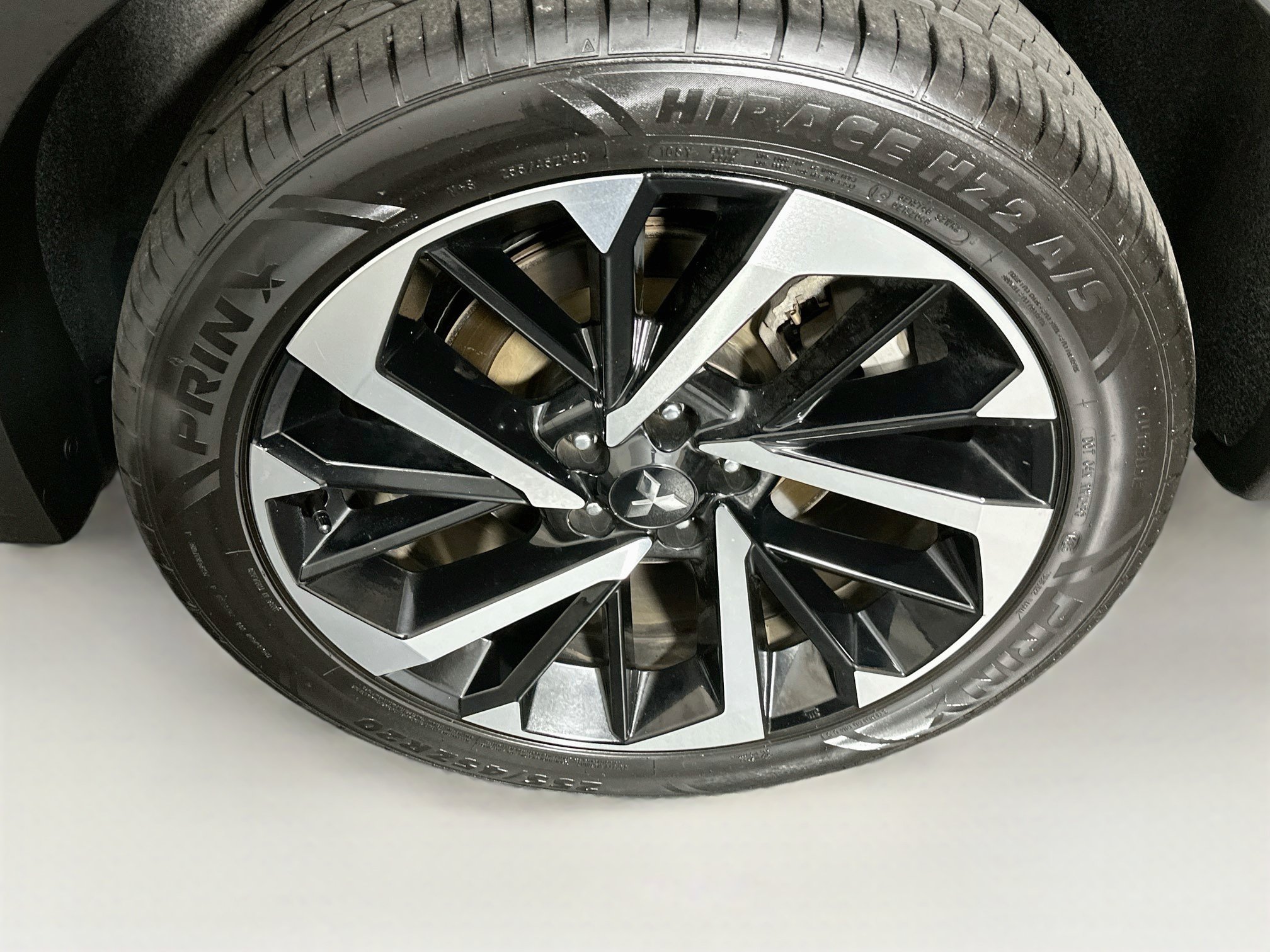 Used 2024 Mitsubishi Outlander SE AWD/4WD image 11
