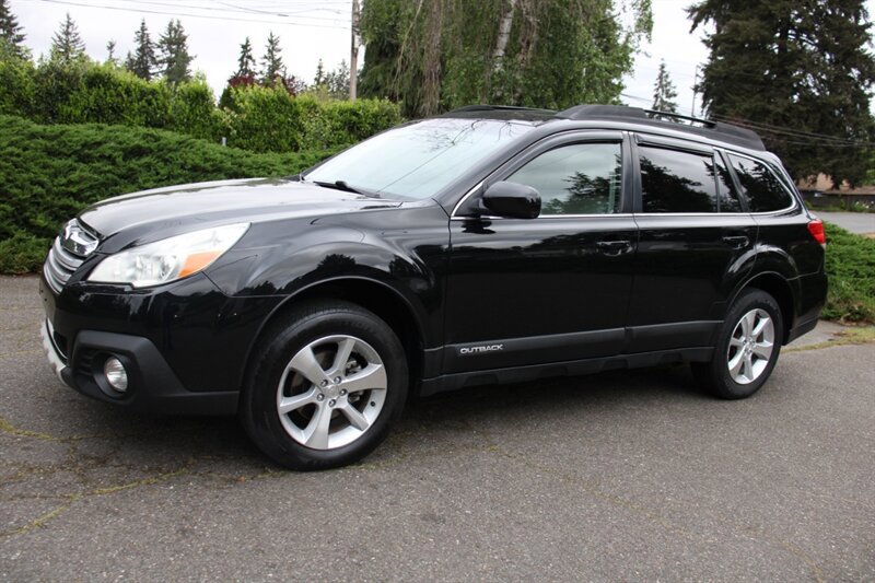 Used 2013 Subaru Outback 2.5i Limited w/ Moonroof Pkg AWD/4WD image 1