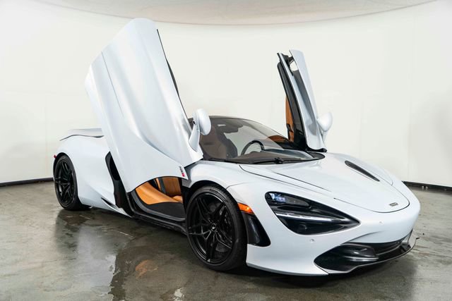 Used 2020 McLaren 720S Luxury RWD image 3