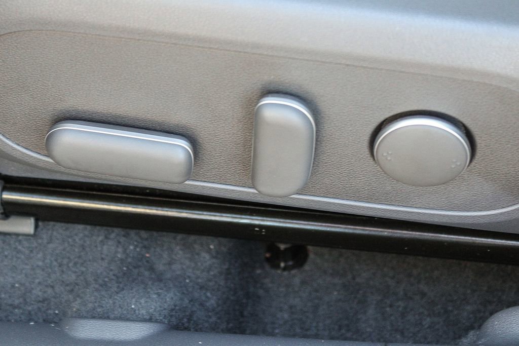 Used 2024 Hyundai Kona SEL image 21