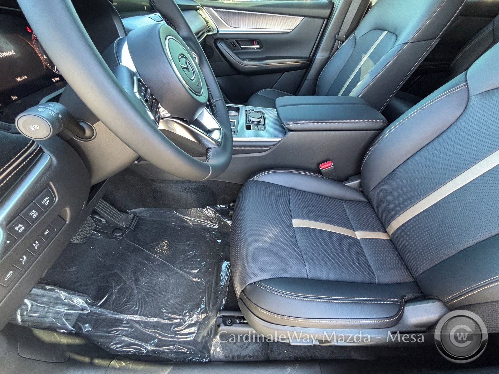 New 2026 MAZDA CX-90 3.3 Turbo w/ Premium Plus Pkg image 16