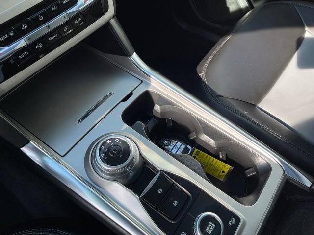 Used 2023 Ford Explorer XLT w/ Equipment Group 202A image 23