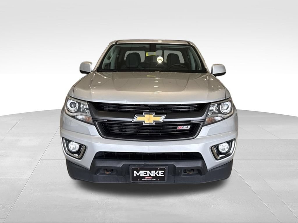Used 2017 Chevrolet Colorado Z71 AWD/4WD image 2