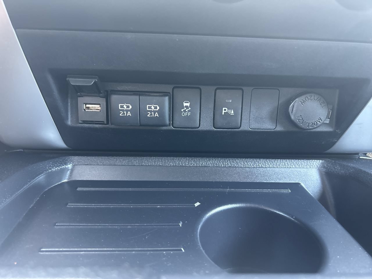 Used 2021 Toyota Tundra SR5 AWD/4WD image 35