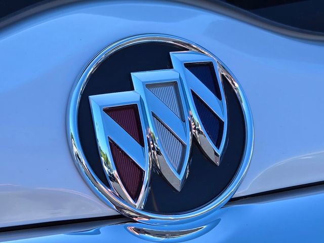 Used 2022 Buick Enclave Avenir w/ Avenir Technology Package AWD/4WD image 18