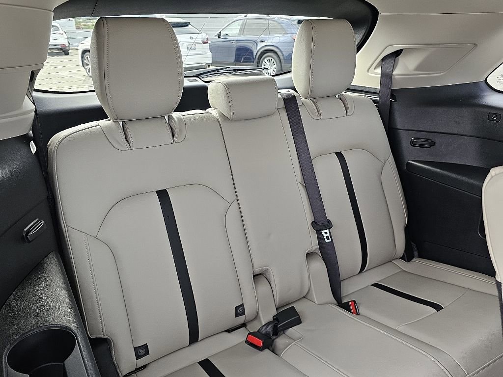 Certified 2024 MAZDA CX-90 Plug-In Hybrid w/ Preferred AWD/4WD image 22
