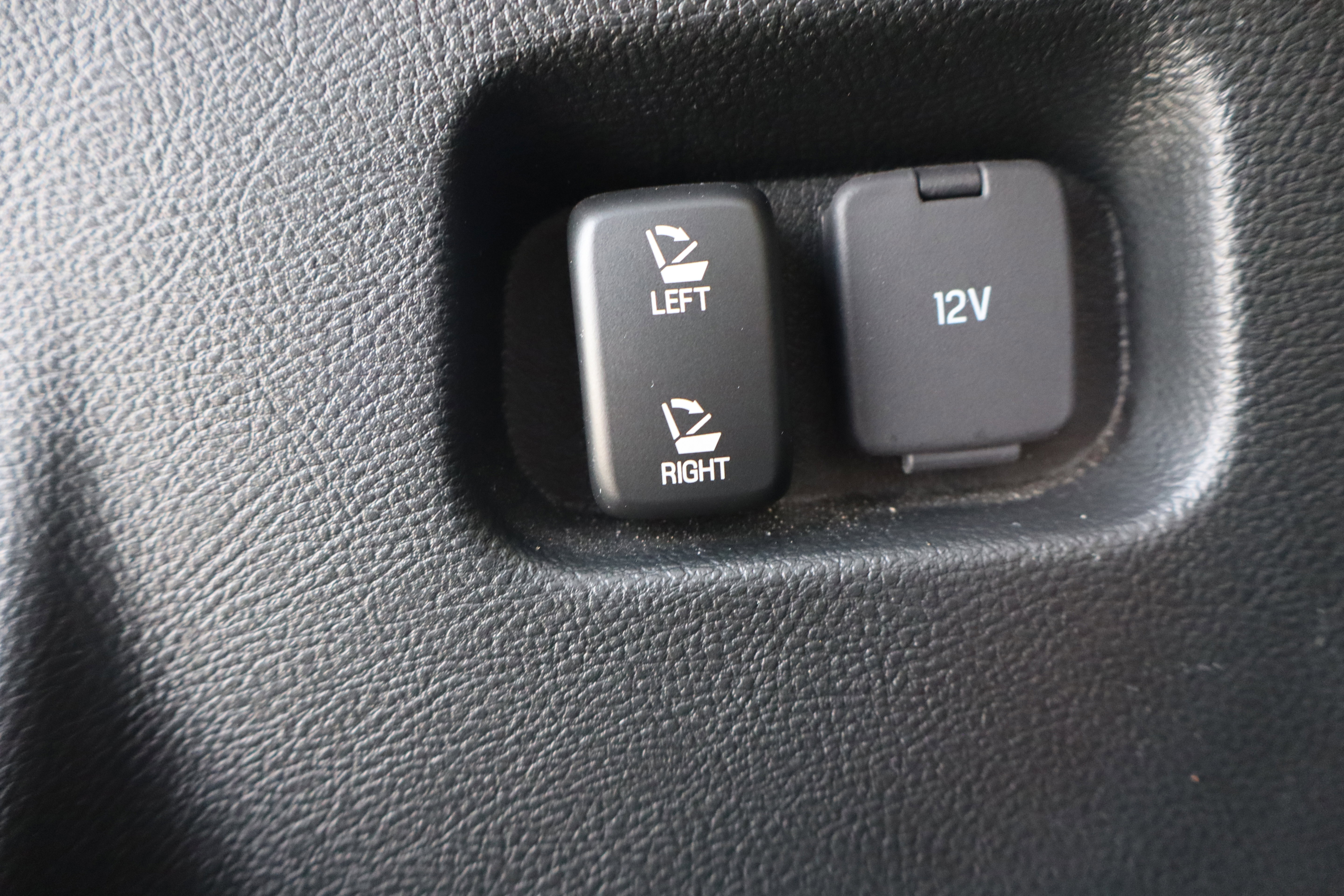 Used 2022 Ford Edge SEL w/ Convenience Package image 26