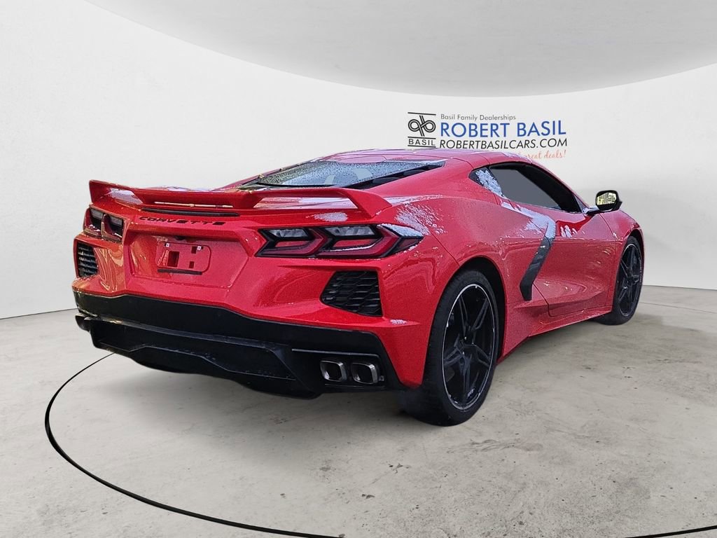 Used 2022 Chevrolet Corvette Stingray Coupe w/ Z51 Performance Package image 5
