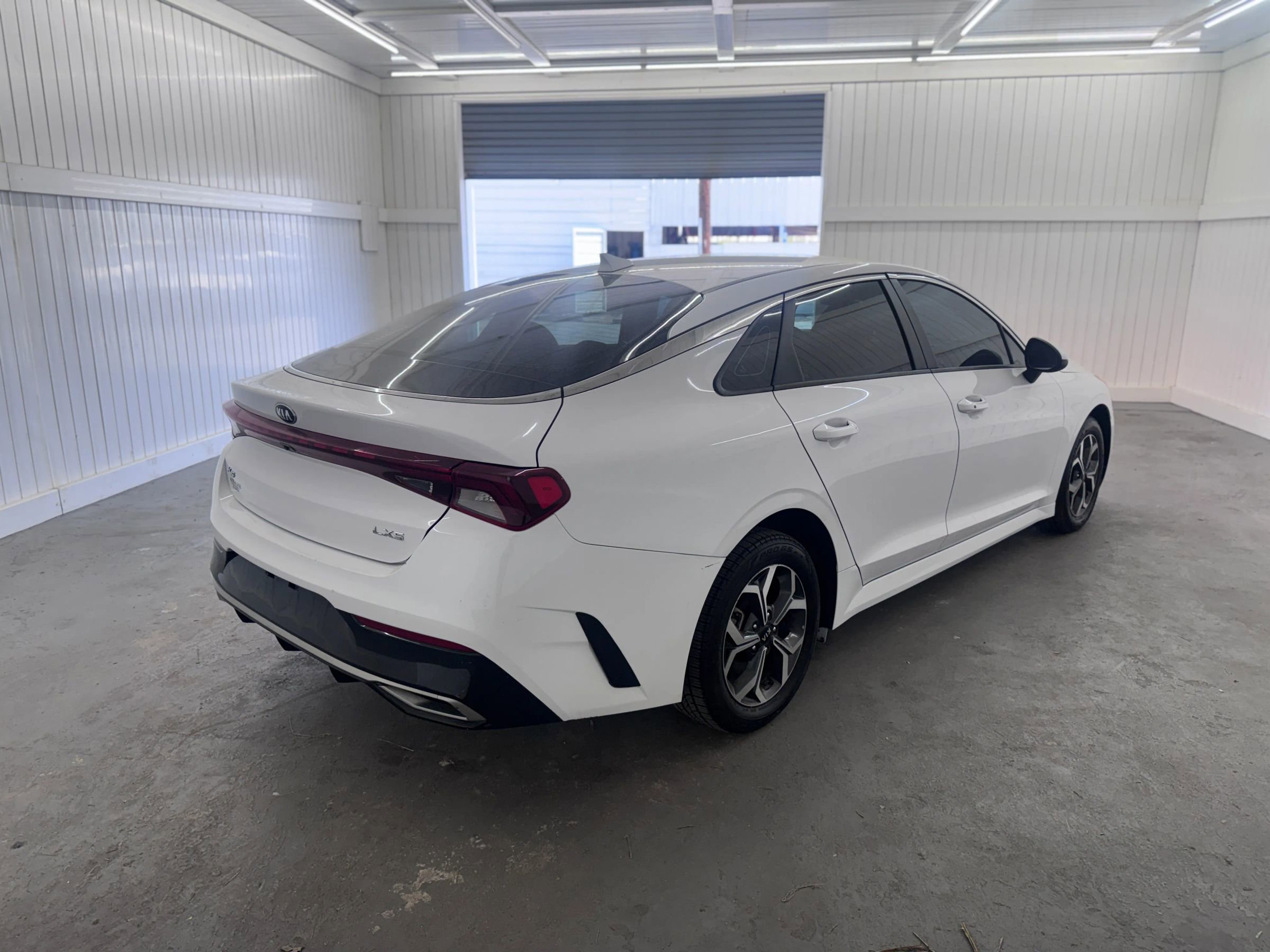 Used 2021 Kia K5 LXS image 5