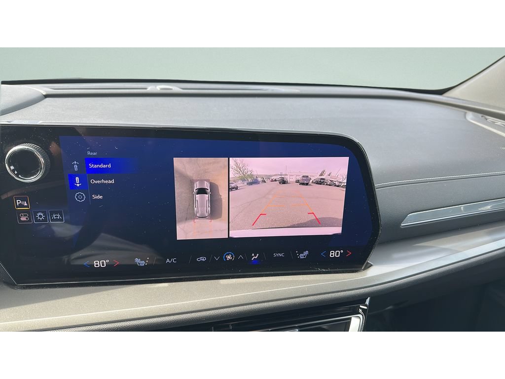 Used 2024 Chevrolet Traverse LT AWD/4WD image 15