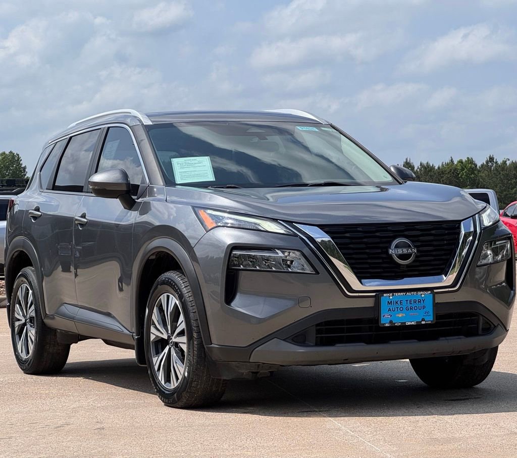 Used 2023 Nissan Rogue SV w/ SV Premium Package FWD image 9