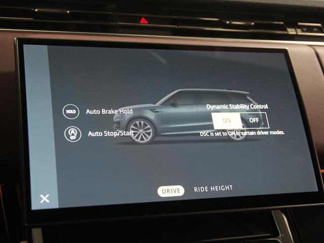 Used 2023 Land Rover Range Rover Sport SE Dynamic image 13