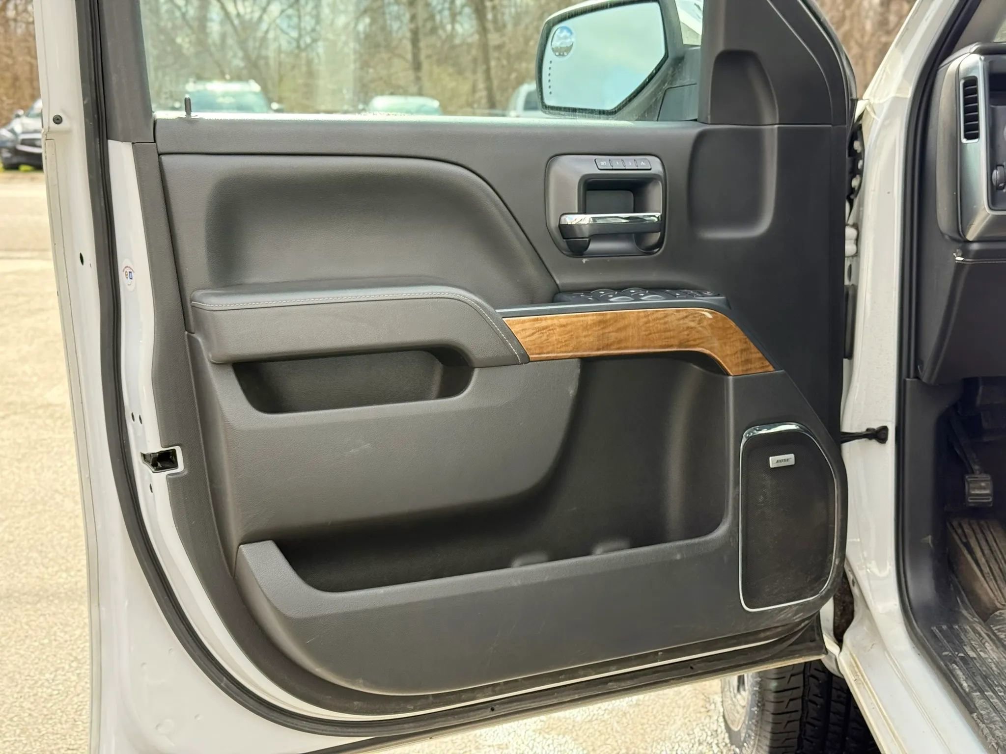 Used 2014 Chevrolet Silverado 1500 LTZ w/ LTZ Plus Package image 9