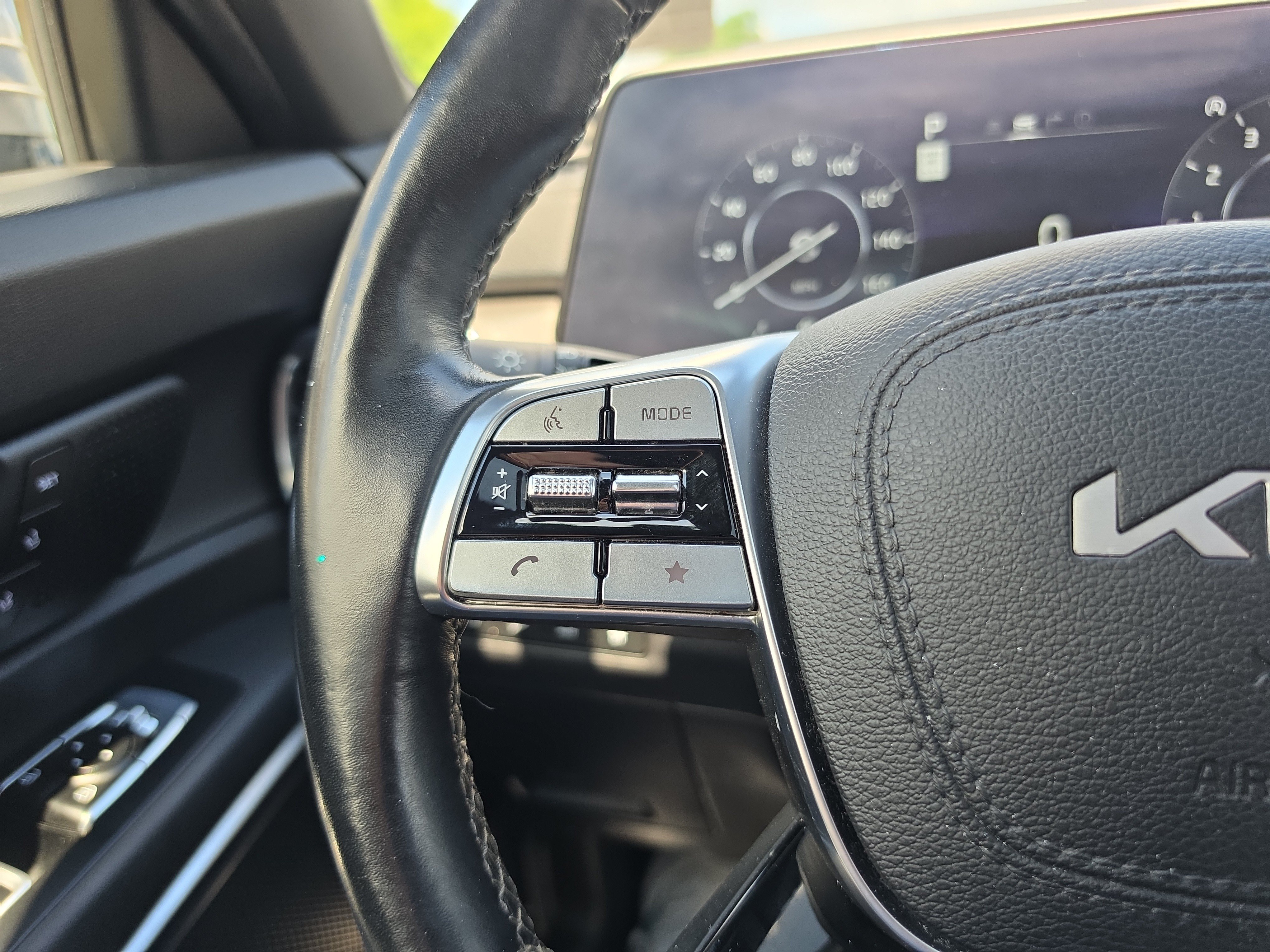 Used 2024 Kia Telluride SX X-Pro AWD/4WD image 22