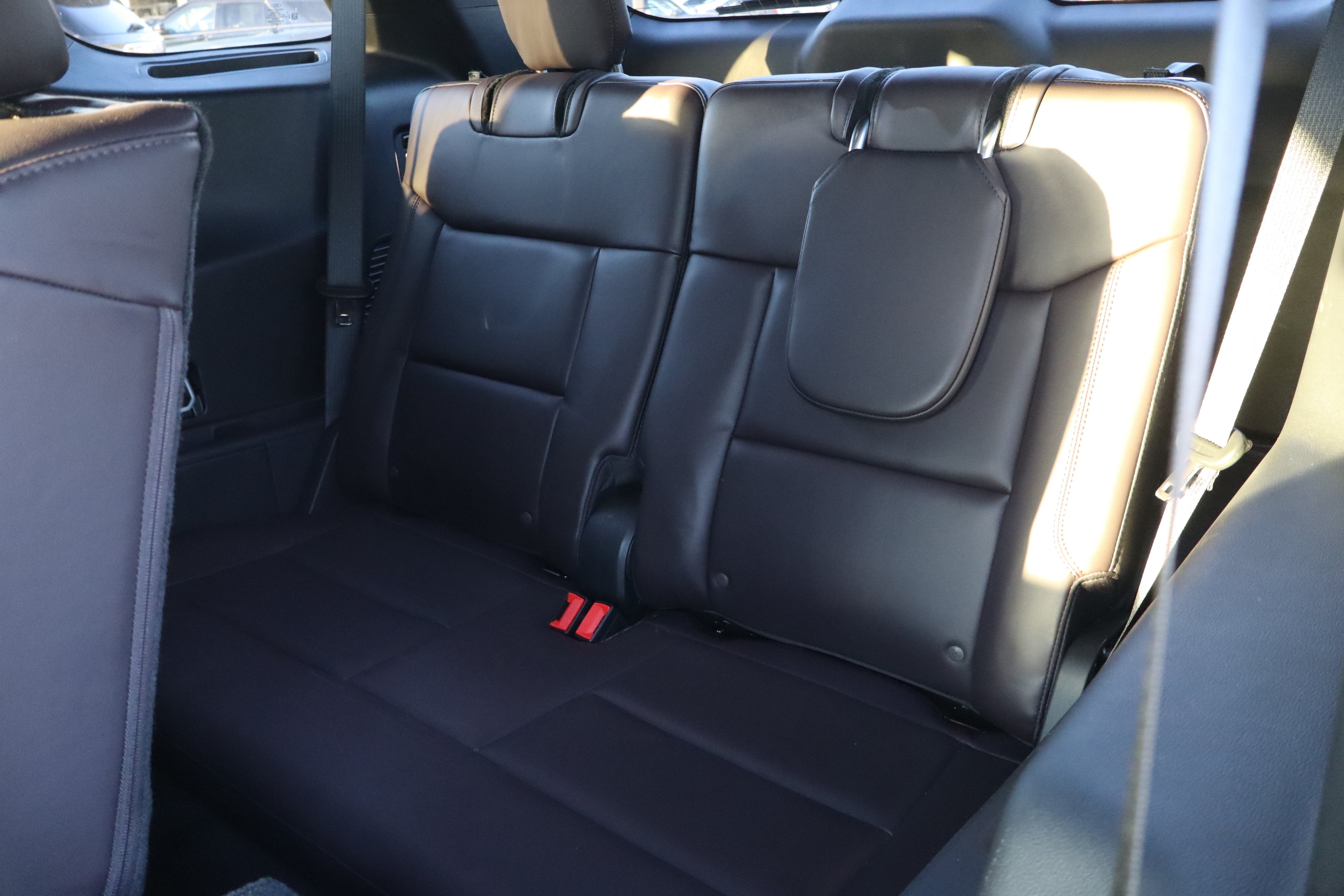 Used 2026 Ford Explorer Platinum AWD/4WD image 11