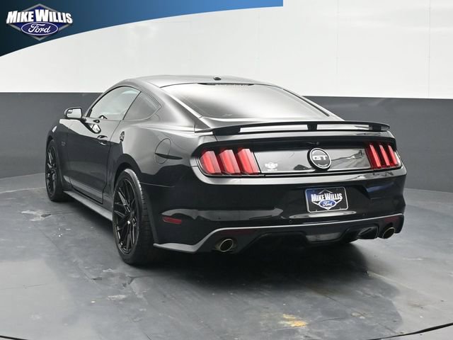 Used 2017 Ford Mustang GT Premium RWD image 5