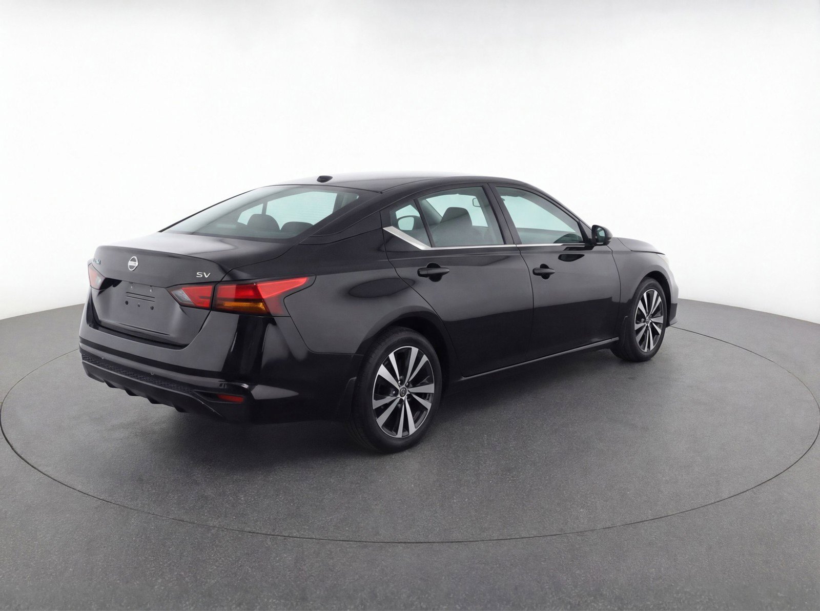 Used 2023 Nissan Sentra SV FWD image 9
