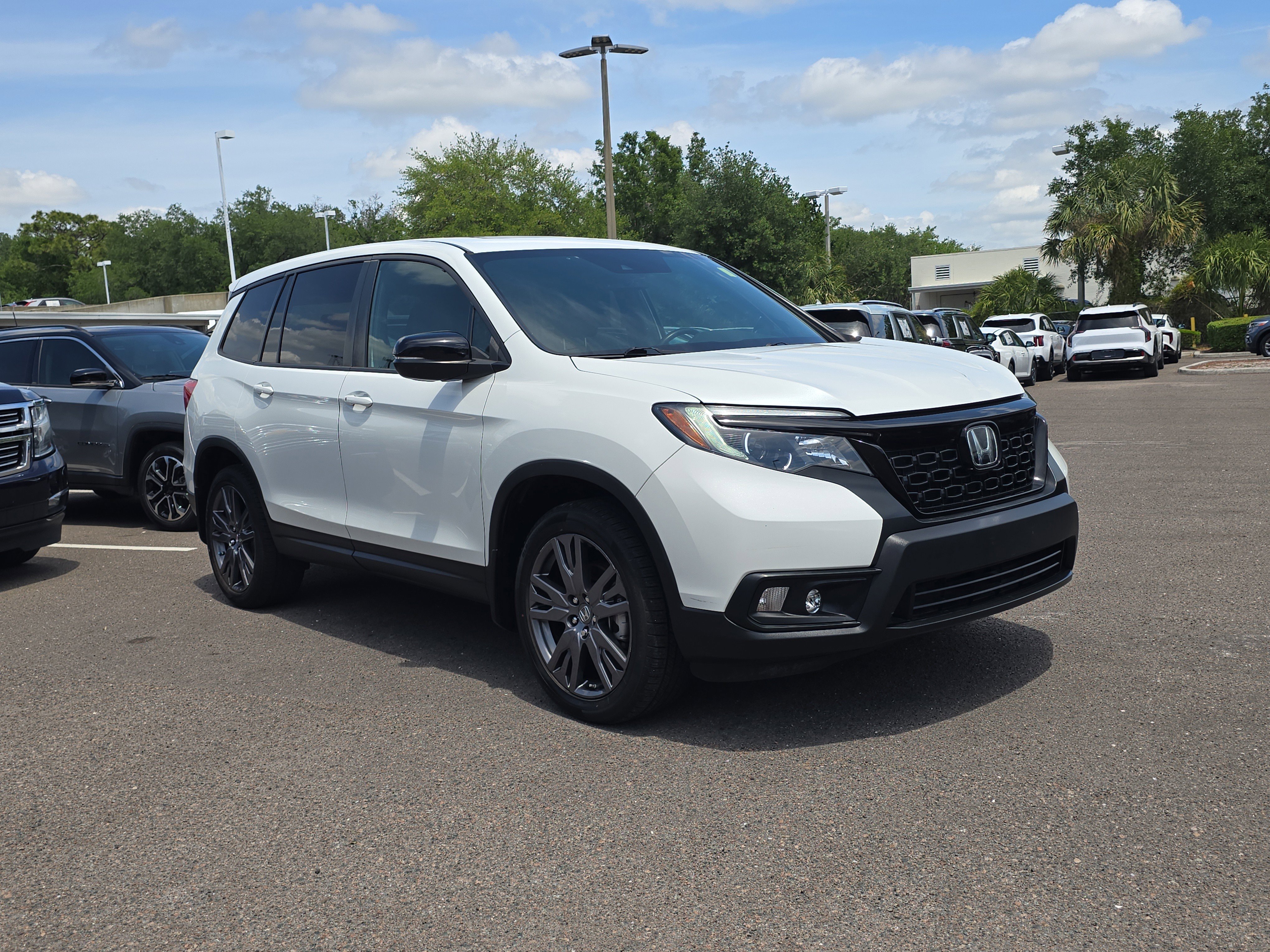 Used 2021 Honda Passport EX-L image 2