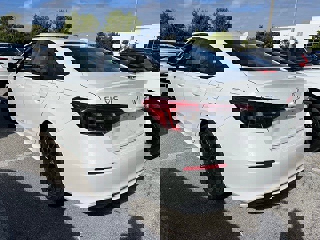 Used 2024 Honda Civic Sport image 3