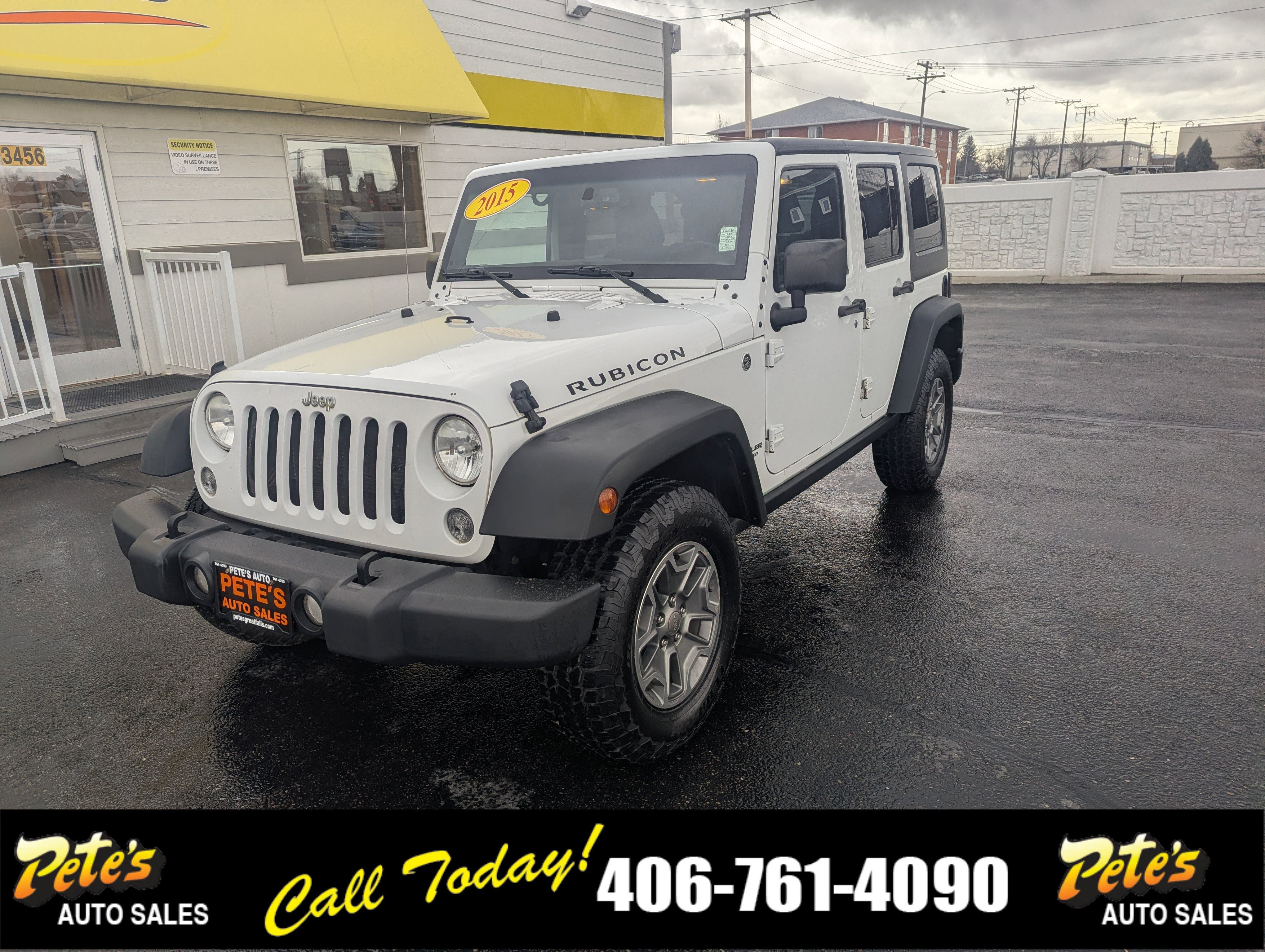Used 2015 Jeep Wrangler Unlimited Rubicon w/ Max Tow Package image 8