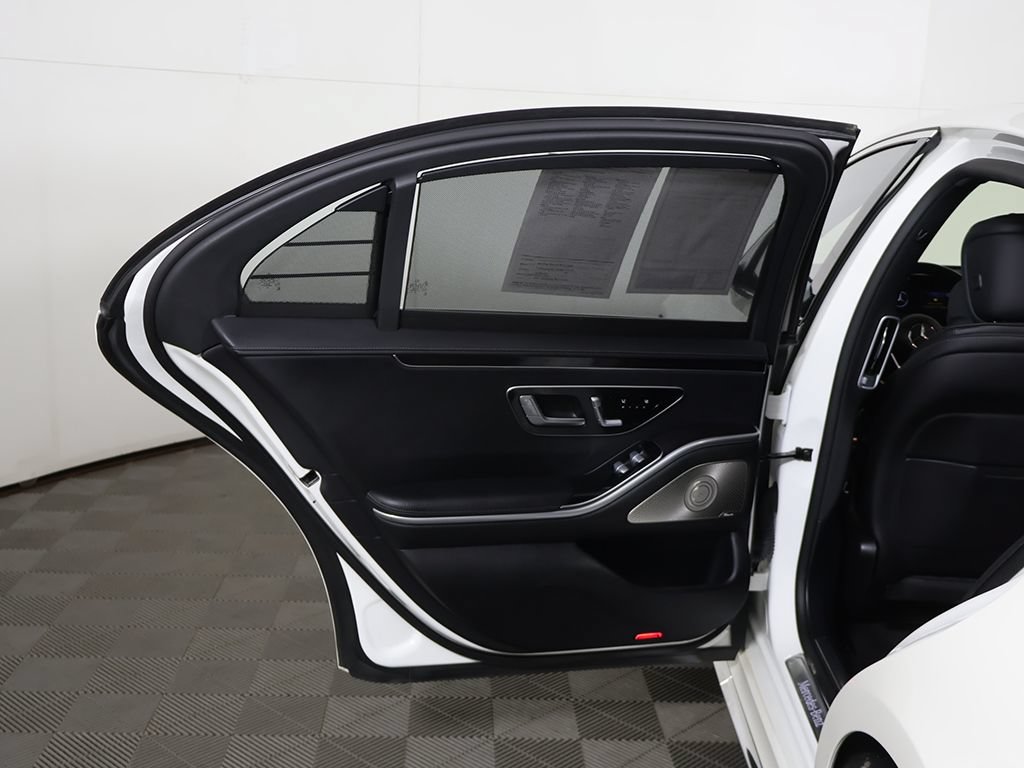 Used 2023 Mercedes-Benz S 500 4MATIC w/ AMG Line image 23