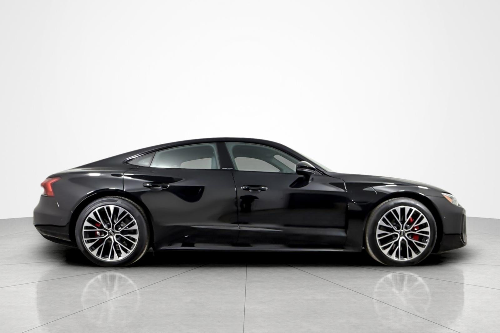 New 2026 Audi S e-tron GT Premium Plus AWD/4WD image 7